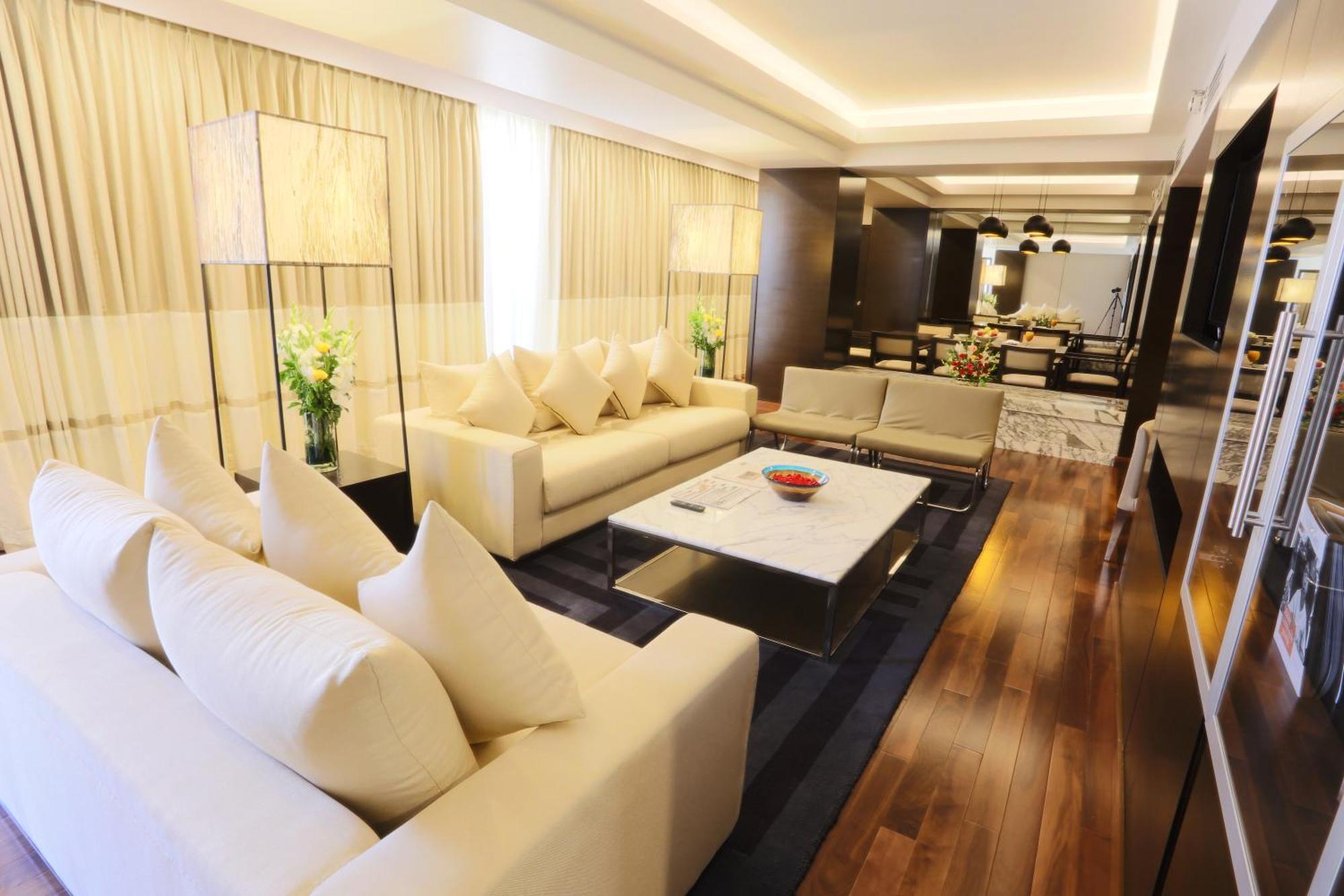 Avari Towers Karachi Eksteriør bilde A living room