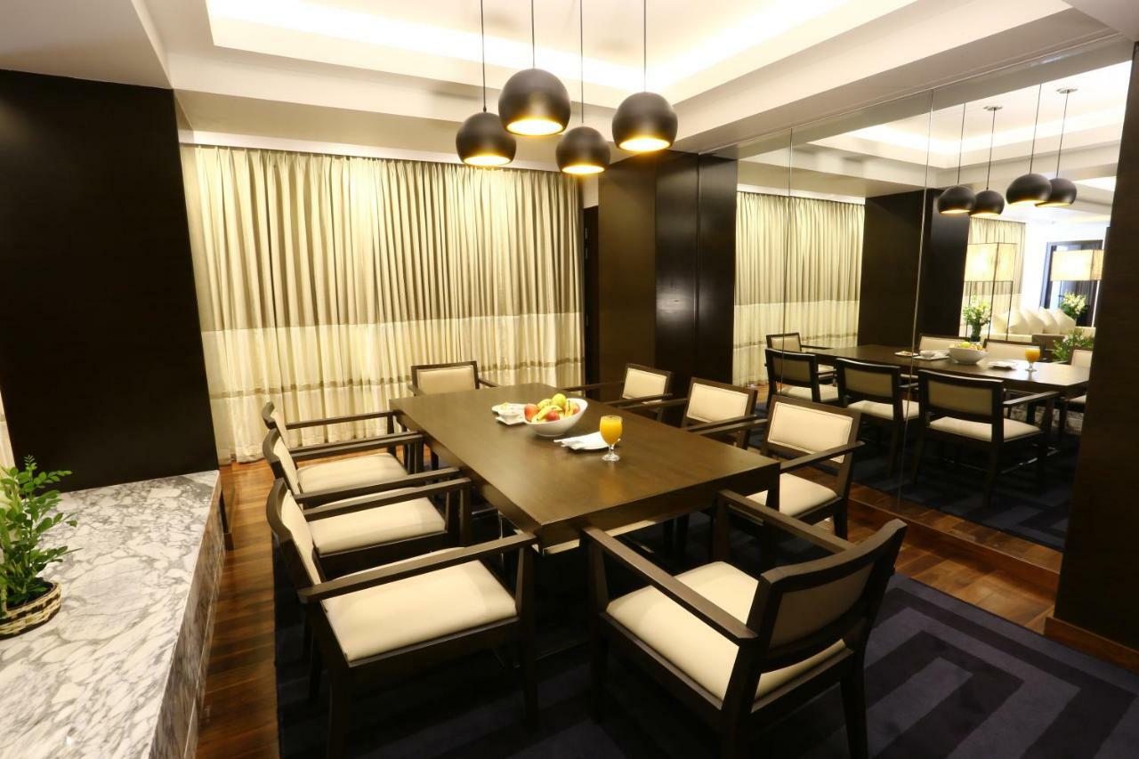 Avari Towers Karachi Eksteriør bilde The dining room